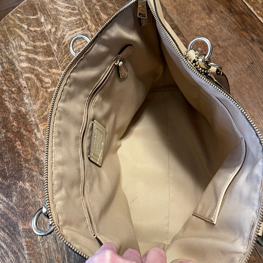 Coach Ava Tote K1677-F57526 - Picture 6 of 13